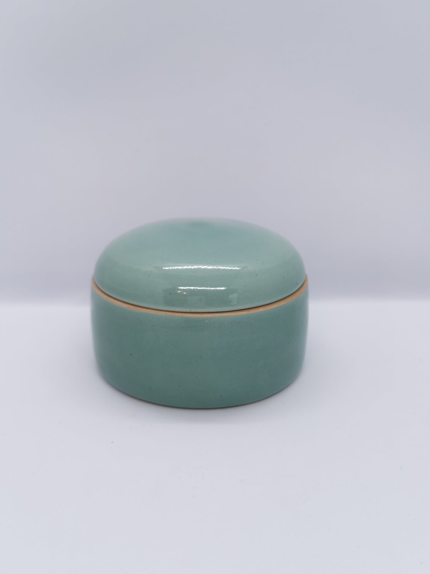 Stor smykkeskrin med ringholder