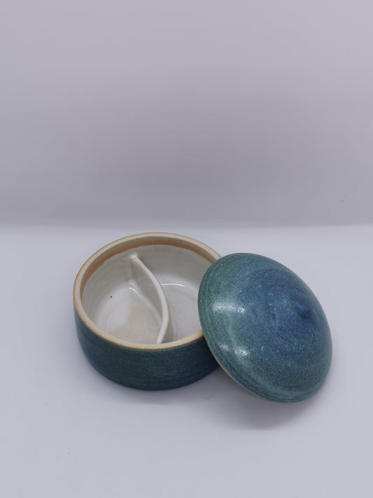 Mellem smykkeskrin med ruminddeling