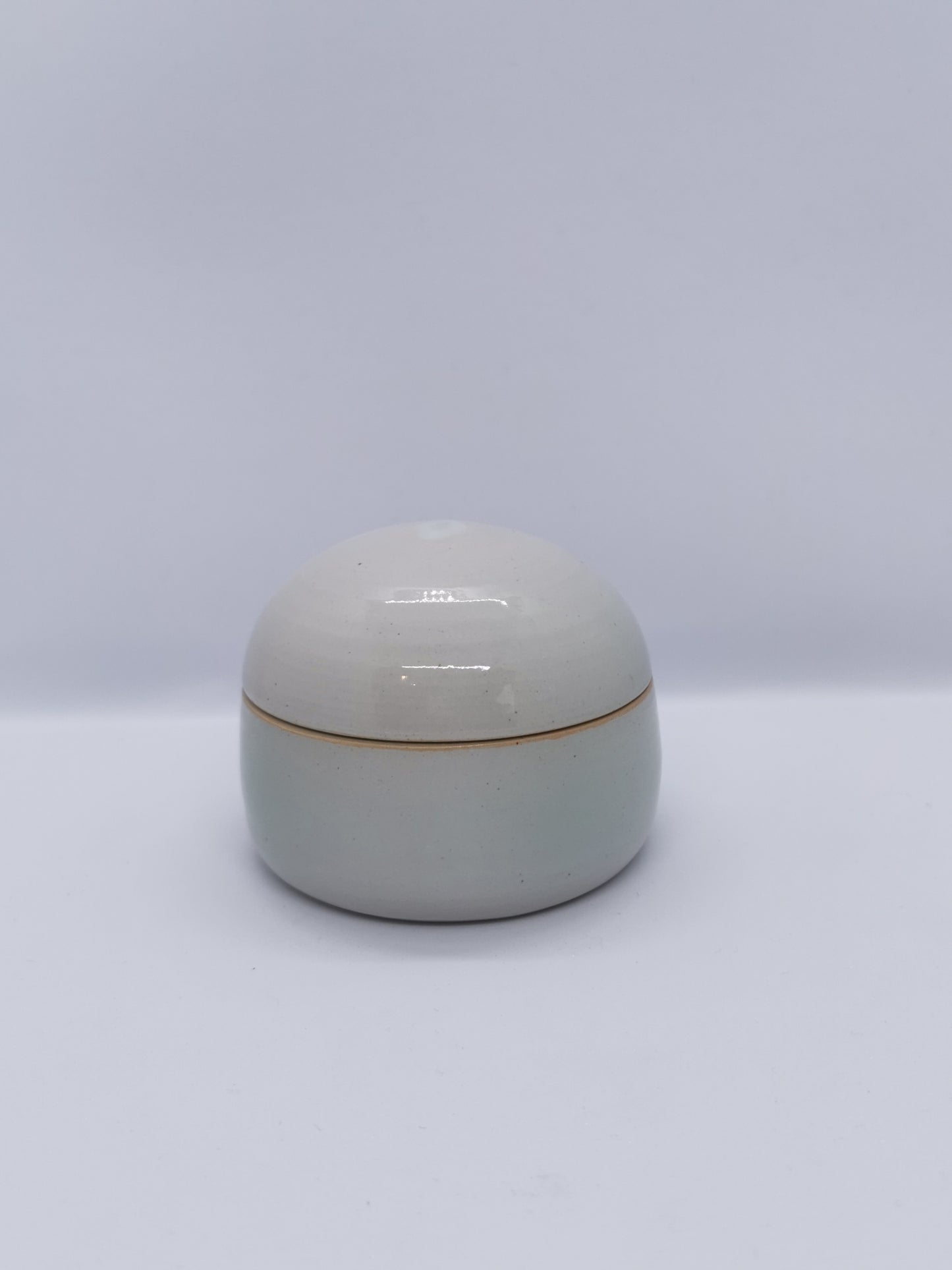 Mellem smykkeskrin med ruminddeling