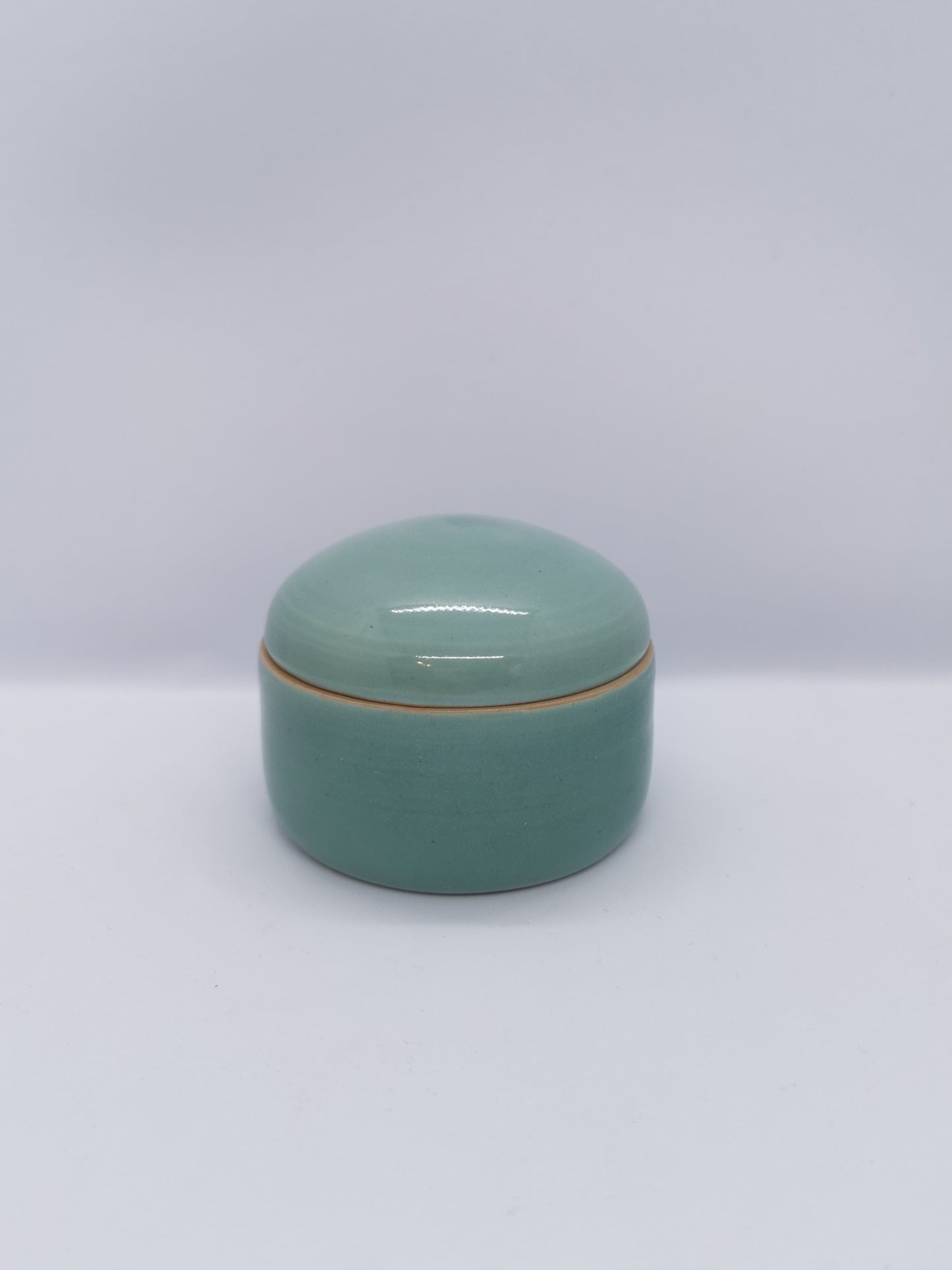 Mellem smykkeskrin med ruminddeling